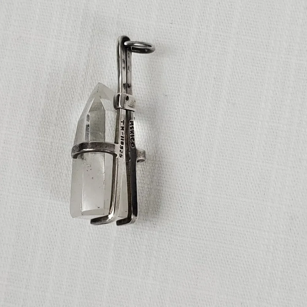 Gorgeous Large Crystal Quartz Pendant W/Sterling Silver 925 Crystal Holder - Picture 2 of 8